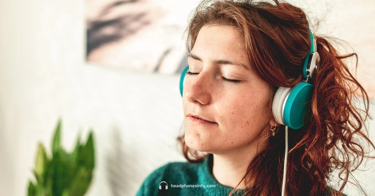 Headphones vs Earbuds - Headphones Info