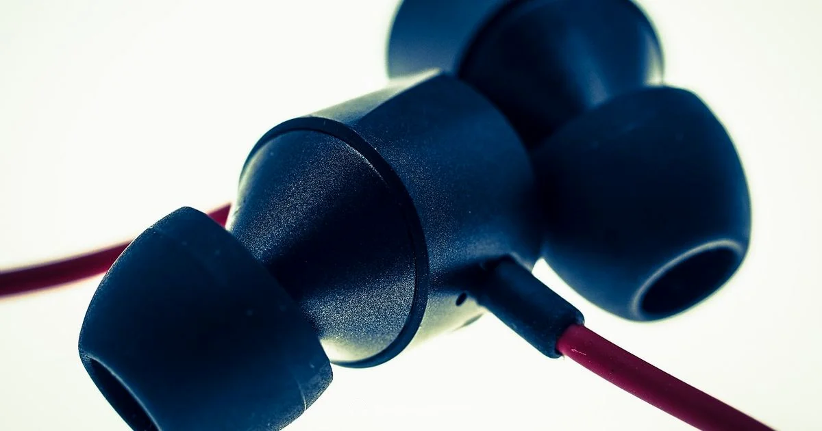 Gaming Music Guide - Headphones Info