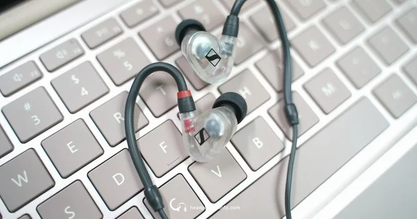 Top Gaming Headphones 2026 - Headphones Info