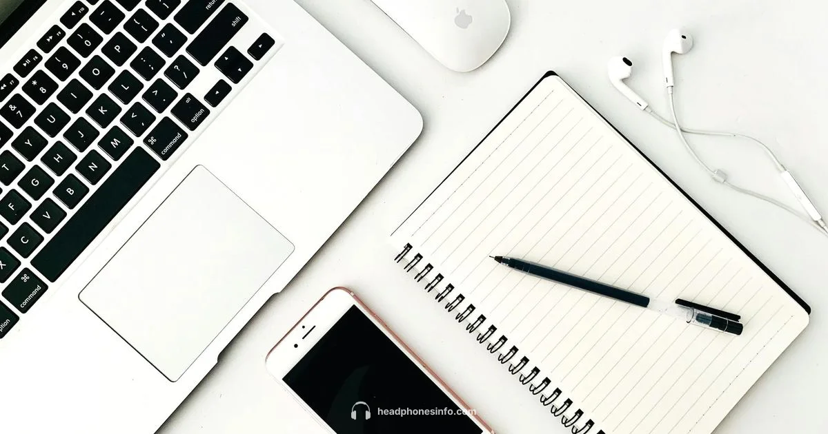 In Ear Earbuds - Headphones Info