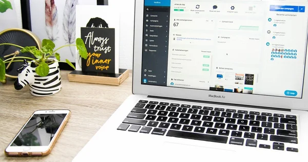 Headphones In Use - Headphones Info