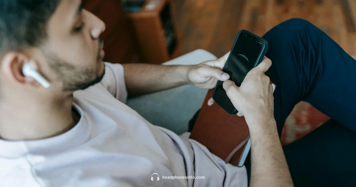 Top iPhone Earbuds Top iPhone Earbuds - Headphones Info