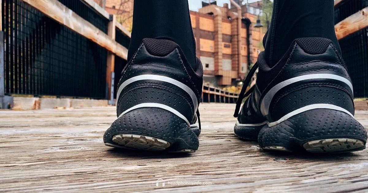 Top Workout Buds Top Workout Buds - Headphones Info