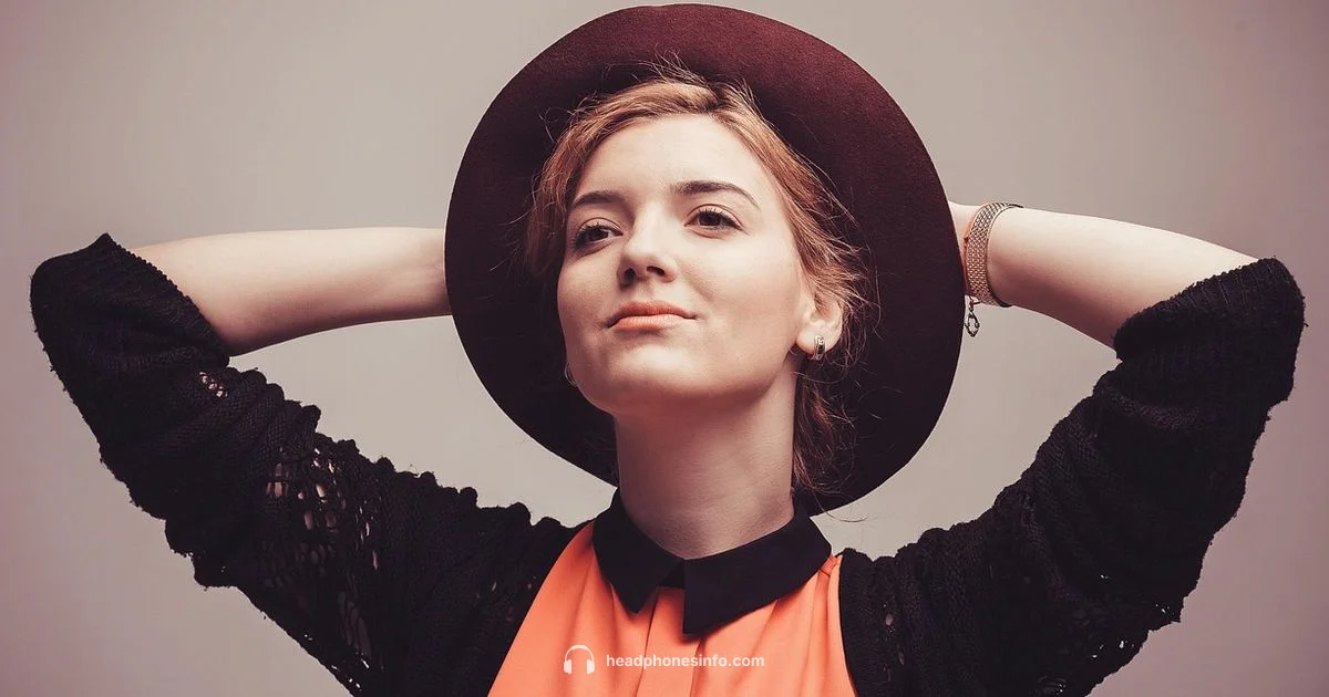 Pink Headphones in Focus - Headphones Info